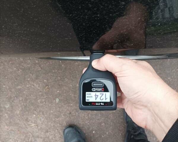 Черный БМВ 1 Серия, объемом двигателя 2 л и пробегом 307 тыс. км за 5800 $, фото 56 на Automoto.ua