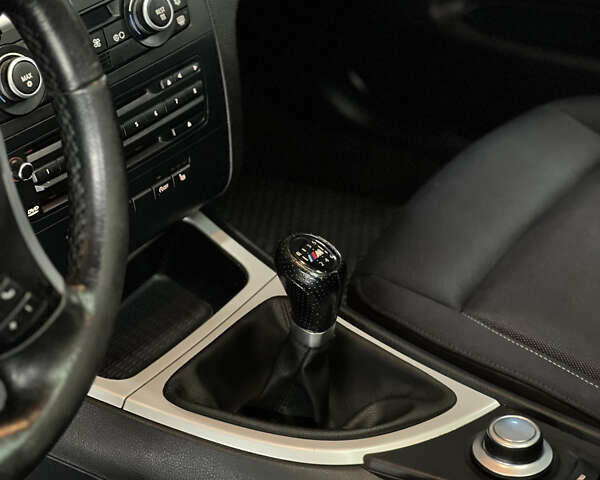 Черный БМВ 1 Серия, объемом двигателя 1.6 л и пробегом 250 тыс. км за 6200 $, фото 19 на Automoto.ua