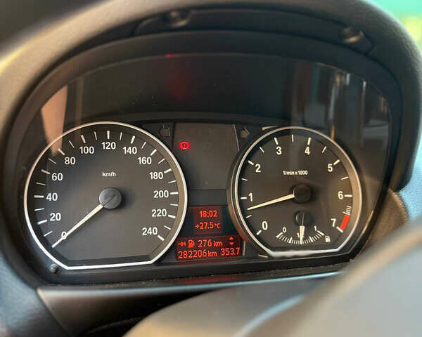 Черный БМВ 1 Серия, объемом двигателя 1.6 л и пробегом 282 тыс. км за 7000 $, фото 17 на Automoto.ua