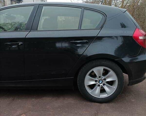 Черный БМВ 1 Серия, объемом двигателя 2 л и пробегом 307 тыс. км за 5800 $, фото 7 на Automoto.ua
