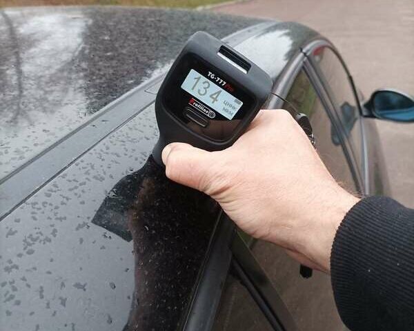 Черный БМВ 1 Серия, объемом двигателя 2 л и пробегом 307 тыс. км за 5800 $, фото 49 на Automoto.ua