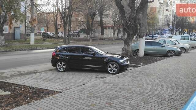 Черный БМВ 1 Серия, объемом двигателя 1.6 л и пробегом 173 тыс. км за 6500 $, фото 14 на Automoto.ua