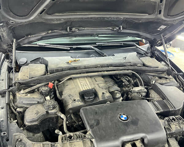 Черный БМВ 1 Серия, объемом двигателя 1.6 л и пробегом 250 тыс. км за 6200 $, фото 23 на Automoto.ua