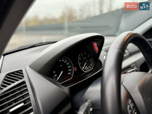 Черный БМВ 1 Серия, объемом двигателя 1.6 л и пробегом 243 тыс. км за 5600 $, фото 10 на Automoto.ua