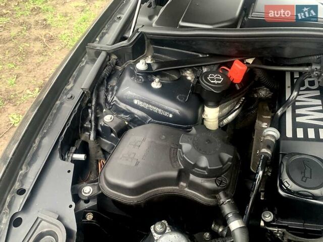 Черный БМВ 1 Серия, объемом двигателя 1.6 л и пробегом 144 тыс. км за 7700 $, фото 10 на Automoto.ua