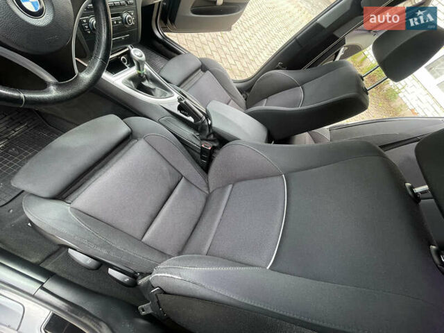 Черный БМВ 1 Серия, объемом двигателя 1.6 л и пробегом 315 тыс. км за 5550 $, фото 32 на Automoto.ua