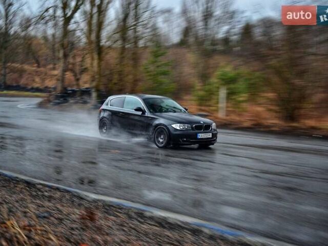 Черный БМВ 1 Серия, объемом двигателя 2 л и пробегом 312 тыс. км за 6900 $, фото 6 на Automoto.ua