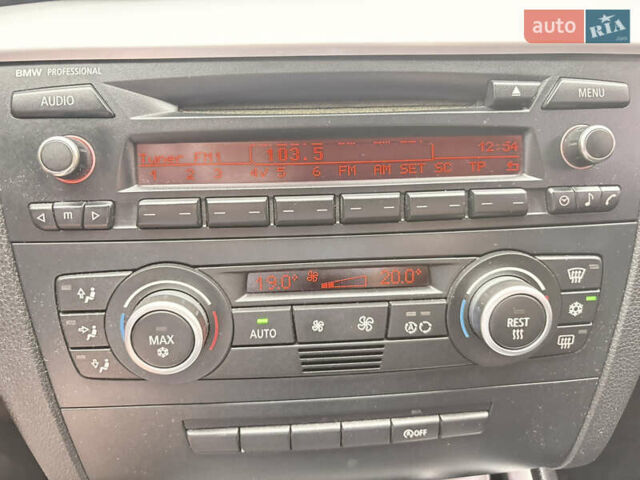 Черный БМВ 1 Серия, объемом двигателя 1.6 л и пробегом 315 тыс. км за 5550 $, фото 22 на Automoto.ua