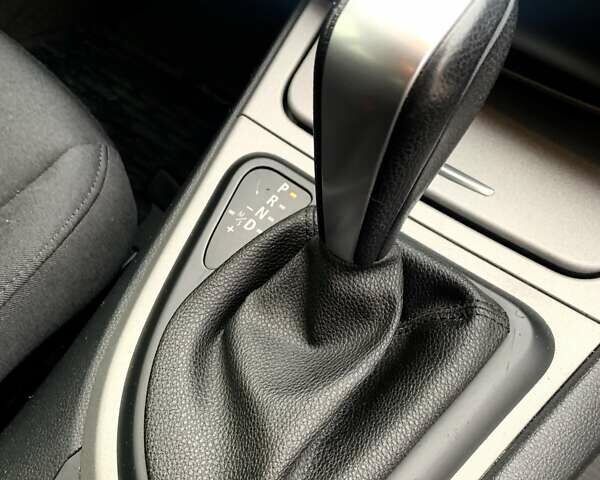 Черный БМВ 1 Серия, объемом двигателя 1.6 л и пробегом 144 тыс. км за 7700 $, фото 23 на Automoto.ua