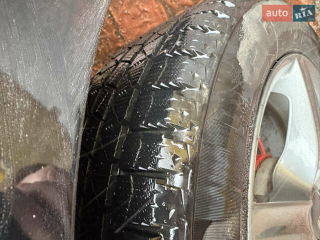 Черный БМВ 1 Серия, объемом двигателя 1.6 л и пробегом 315 тыс. км за 5550 $, фото 17 на Automoto.ua