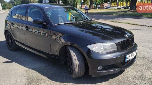 Черный БМВ 1 Серия, объемом двигателя 2 л и пробегом 273 тыс. км за 9000 $, фото 8 на Automoto.ua
