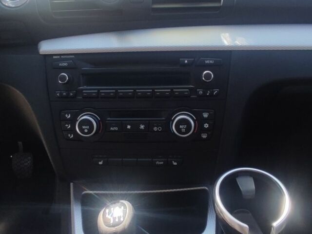 Черный БМВ 1 Серия, объемом двигателя 2 л и пробегом 273 тыс. км за 7600 $, фото 7 на Automoto.ua