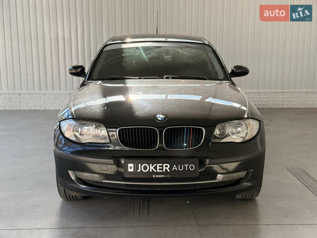 Черный БМВ 1 Серия, объемом двигателя 2 л и пробегом 258 тыс. км за 6200 $, фото 5 на Automoto.ua