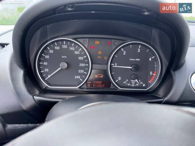 Чорний БМВ 1 Серія, об'ємом двигуна 2 л та пробігом 263 тис. км за 6700 $, фото 6 на Automoto.ua