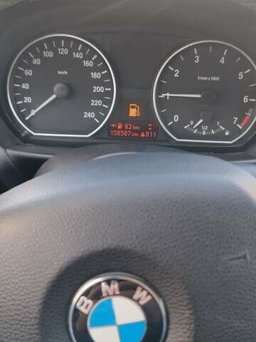 Чорний БМВ 1 Серія, об'ємом двигуна 2 л та пробігом 168 тис. км за 6900 $, фото 5 на Automoto.ua