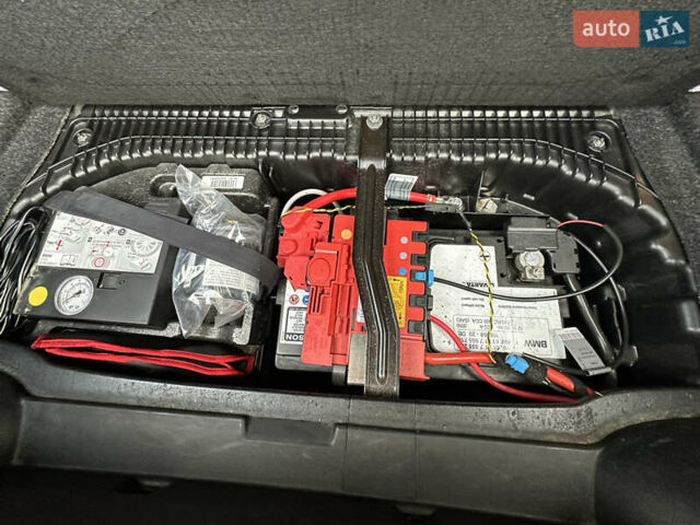 Черный БМВ 1 Серия, объемом двигателя 2 л и пробегом 325 тыс. км за 6150 $, фото 20 на Automoto.ua