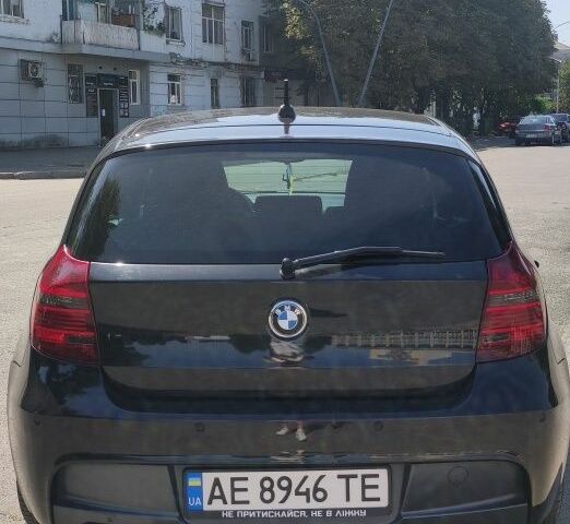 Черный БМВ 1 Серия, объемом двигателя 2 л и пробегом 273 тыс. км за 7600 $, фото 3 на Automoto.ua