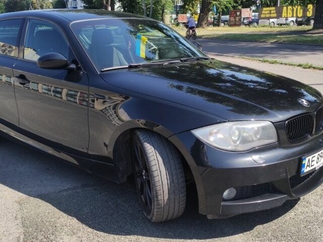 Черный БМВ 1 Серия, объемом двигателя 2 л и пробегом 273 тыс. км за 7600 $, фото 1 на Automoto.ua