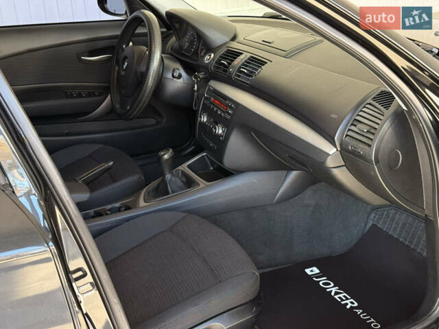 Черный БМВ 1 Серия, объемом двигателя 2 л и пробегом 258 тыс. км за 6200 $, фото 15 на Automoto.ua