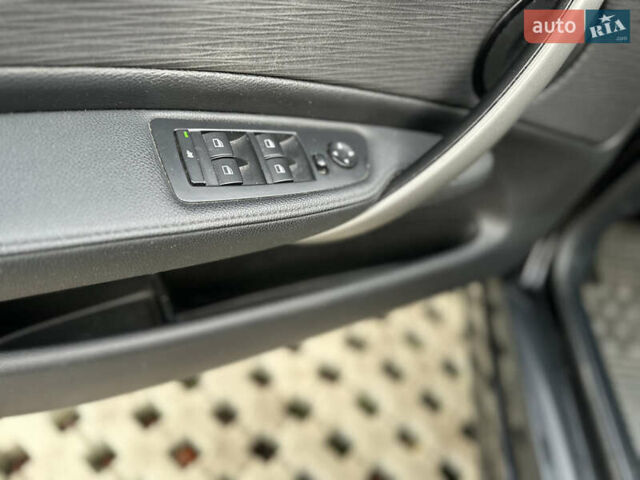 Черный БМВ 1 Серия, объемом двигателя 2 л и пробегом 325 тыс. км за 6150 $, фото 17 на Automoto.ua