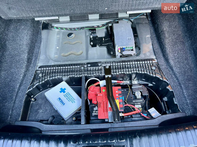 Чорний БМВ 1 Серія, об'ємом двигуна 2 л та пробігом 212 тис. км за 7500 $, фото 38 на Automoto.ua