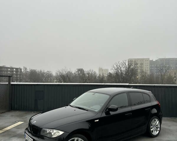 Черный БМВ 1 Серия, объемом двигателя 2 л и пробегом 270 тыс. км за 8699 $, фото 7 на Automoto.ua