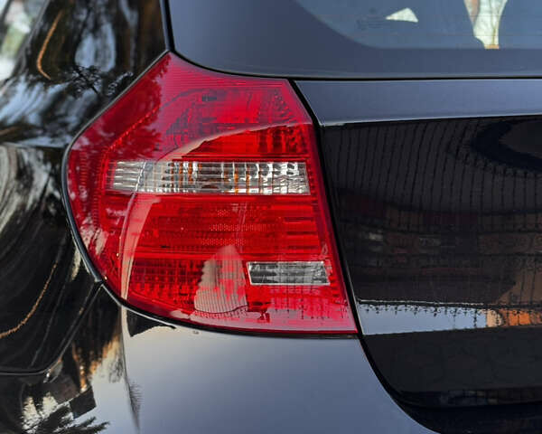 Чорний БМВ 1 Серія, об'ємом двигуна 2 л та пробігом 228 тис. км за 7450 $, фото 14 на Automoto.ua