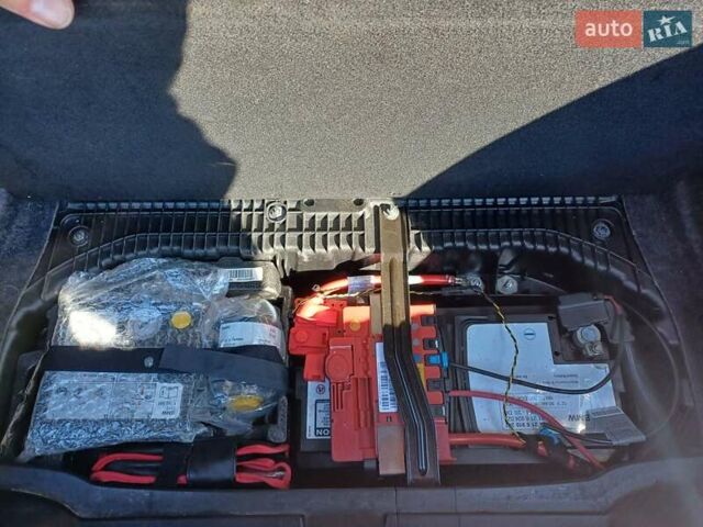 Чорний БМВ 1 Серія, об'ємом двигуна 2 л та пробігом 241 тис. км за 6600 $, фото 13 на Automoto.ua