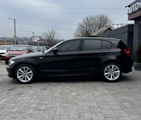 Чорний БМВ 1 Серія, об'ємом двигуна 2 л та пробігом 183 тис. км за 6500 $, фото 7 на Automoto.ua