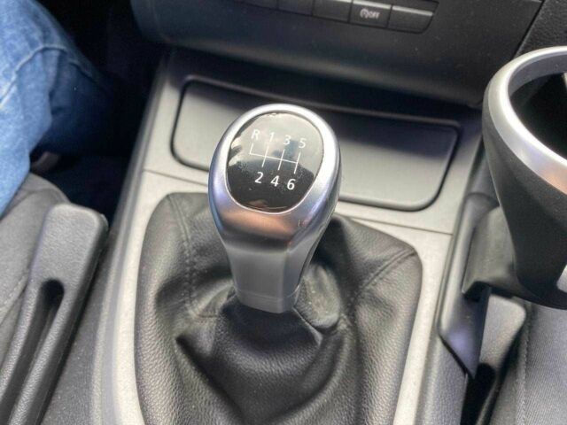 Черный БМВ 1 Серия, объемом двигателя 2 л и пробегом 289 тыс. км за 5700 $, фото 19 на Automoto.ua