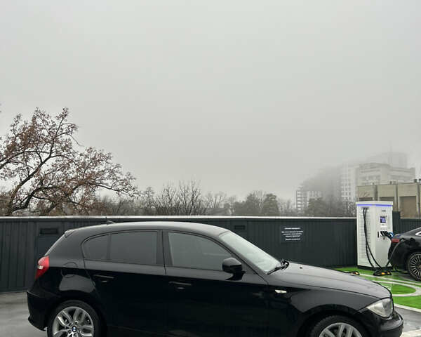 Черный БМВ 1 Серия, объемом двигателя 2 л и пробегом 270 тыс. км за 8699 $, фото 10 на Automoto.ua