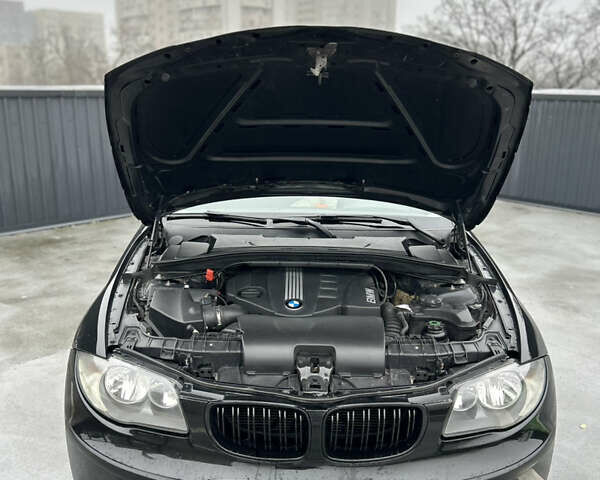 Черный БМВ 1 Серия, объемом двигателя 2 л и пробегом 270 тыс. км за 8699 $, фото 12 на Automoto.ua