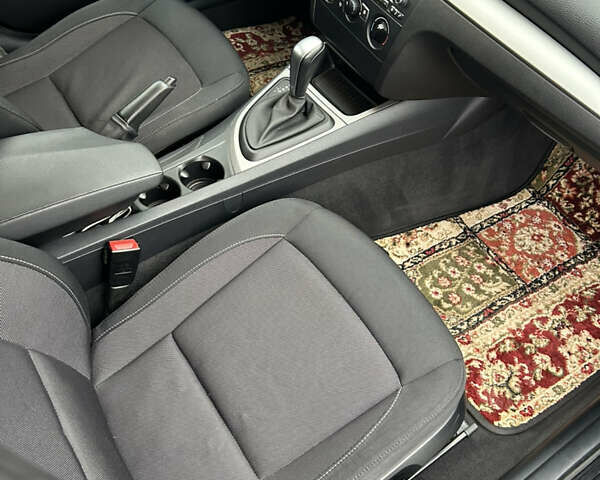 Черный БМВ 1 Серия, объемом двигателя 2 л и пробегом 270 тыс. км за 8699 $, фото 22 на Automoto.ua