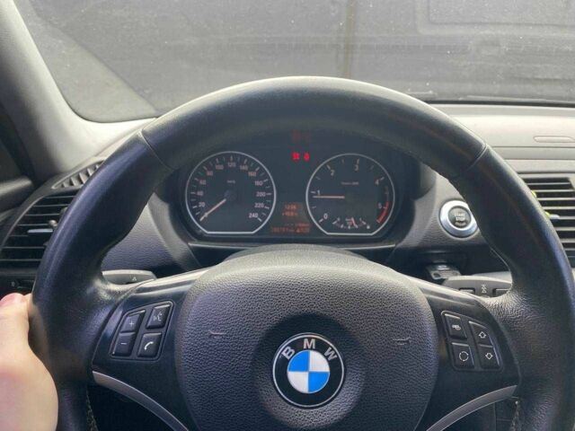 Черный БМВ 1 Серия, объемом двигателя 2 л и пробегом 289 тыс. км за 5700 $, фото 17 на Automoto.ua