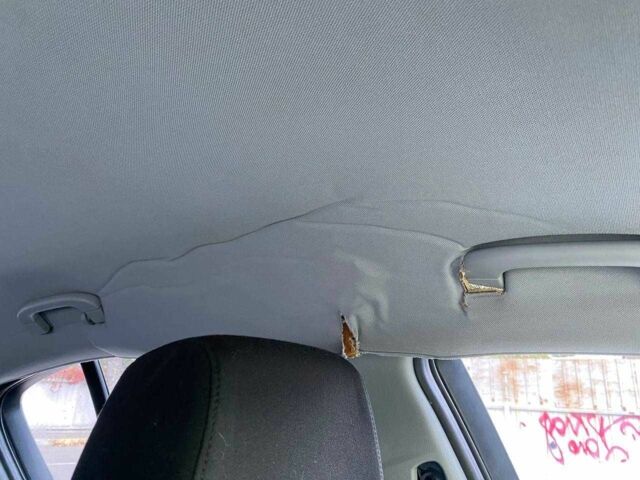 Черный БМВ 1 Серия, объемом двигателя 2 л и пробегом 289 тыс. км за 5700 $, фото 21 на Automoto.ua