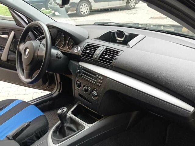 Черный БМВ 1 Серия, объемом двигателя 2 л и пробегом 195 тыс. км за 6300 $, фото 5 на Automoto.ua