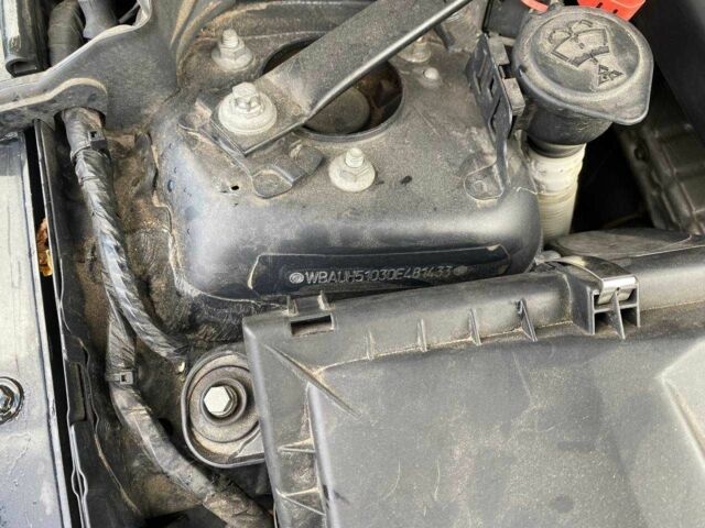 Черный БМВ 1 Серия, объемом двигателя 2 л и пробегом 289 тыс. км за 5700 $, фото 16 на Automoto.ua