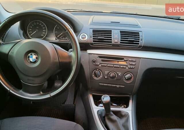 Черный БМВ 1 Серия, объемом двигателя 2 л и пробегом 199 тыс. км за 6499 $, фото 33 на Automoto.ua