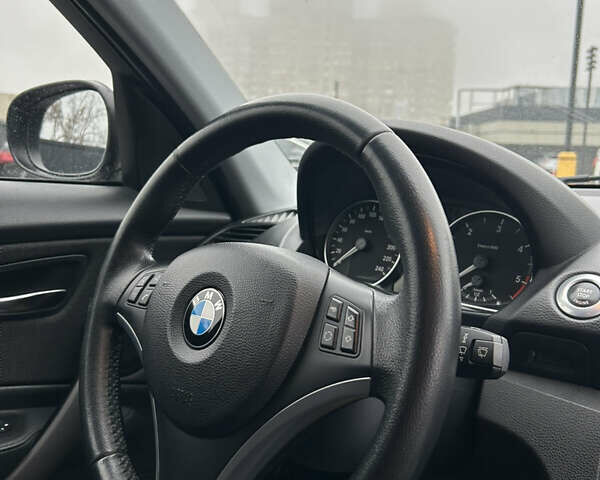 Черный БМВ 1 Серия, объемом двигателя 2 л и пробегом 270 тыс. км за 8699 $, фото 25 на Automoto.ua