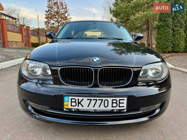 Черный БМВ 1 Серия, объемом двигателя 2 л и пробегом 215 тыс. км за 8700 $, фото 5 на Automoto.ua