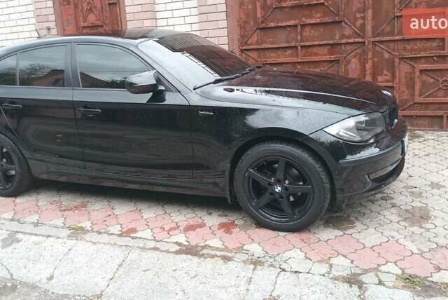 Черный БМВ 1 Серия, объемом двигателя 2 л и пробегом 199 тыс. км за 6499 $, фото 7 на Automoto.ua