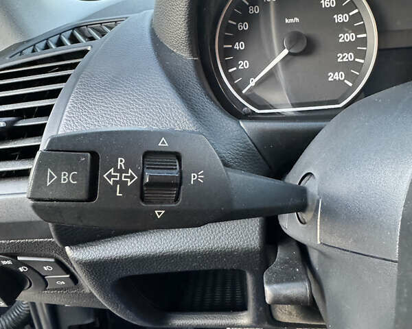 Чорний БМВ 1 Серія, об'ємом двигуна 2 л та пробігом 228 тис. км за 7450 $, фото 31 на Automoto.ua
