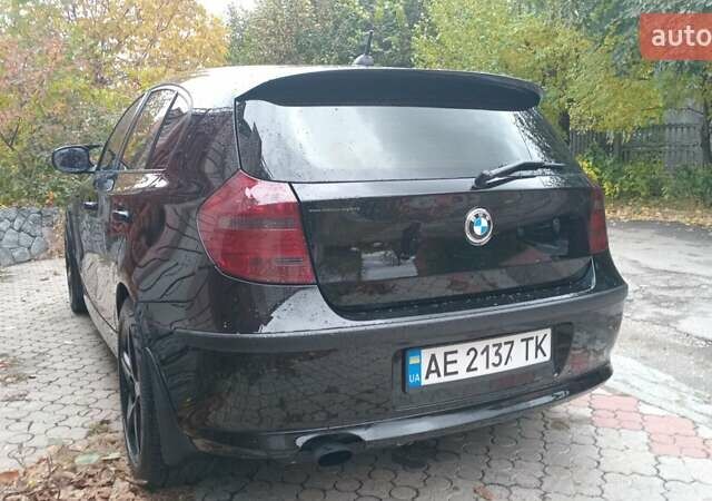 Черный БМВ 1 Серия, объемом двигателя 2 л и пробегом 199 тыс. км за 6499 $, фото 17 на Automoto.ua