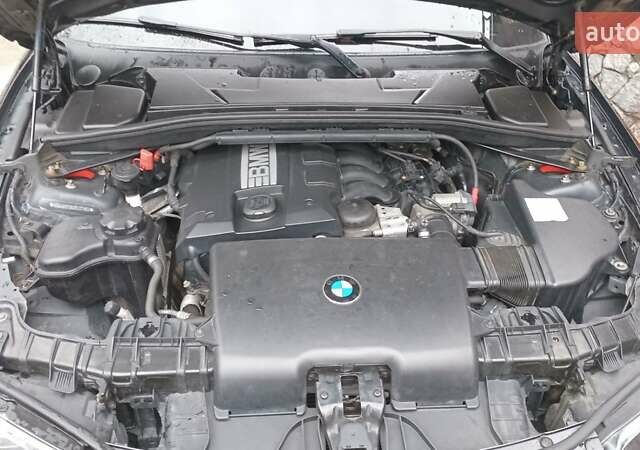 Черный БМВ 1 Серия, объемом двигателя 2 л и пробегом 199 тыс. км за 6499 $, фото 16 на Automoto.ua