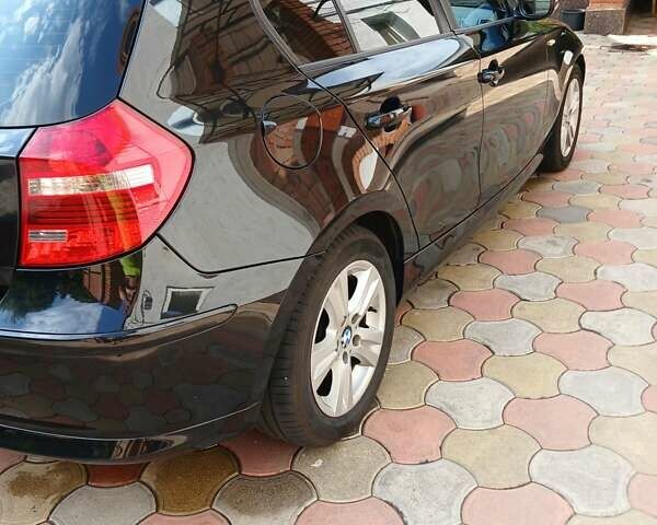 Чорний БМВ 1 Серія, об'ємом двигуна 2 л та пробігом 309 тис. км за 10300 $, фото 3 на Automoto.ua