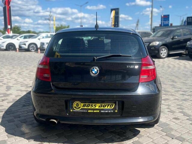 Черный БМВ 1 Серия, объемом двигателя 2 л и пробегом 319 тыс. км за 8200 $, фото 5 на Automoto.ua