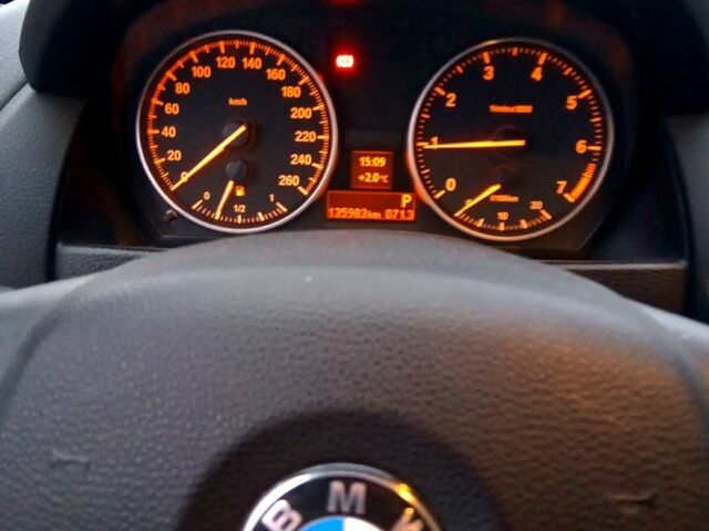 Черный БМВ 1 Серия, объемом двигателя 2 л и пробегом 136 тыс. км за 12500 $, фото 3 на Automoto.ua