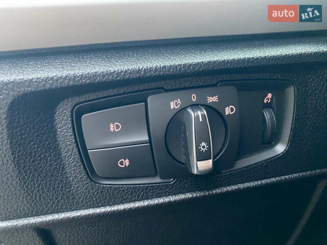 Чорний БМВ 1 Серія, об'ємом двигуна 2 л та пробігом 306 тис. км за 9999 $, фото 48 на Automoto.ua