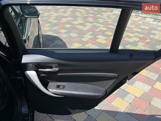 Чорний БМВ 1 Серія, об'ємом двигуна 2 л та пробігом 263 тис. км за 10700 $, фото 16 на Automoto.ua
