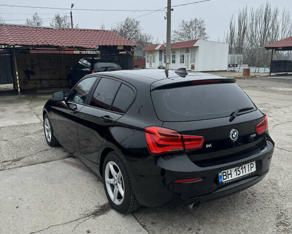 Черный БМВ 1 Серия, объемом двигателя 1.5 л и пробегом 59 тыс. км за 14000 $, фото 4 на Automoto.ua